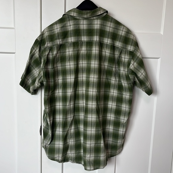 Wrangler Jeans Co XL short sleeve button up shirt - Picture 5 of 8